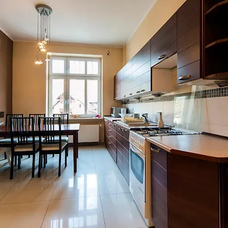Apartament Everysky Konstytucji 3 Go Maja 75 5 아파트